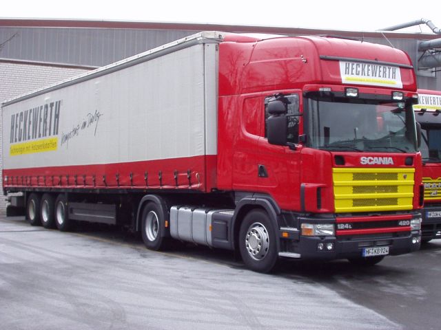 Scania-124-L-420-Heckewerth-Rolf-010805-01.jpg