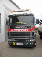 Herzer-310111-021