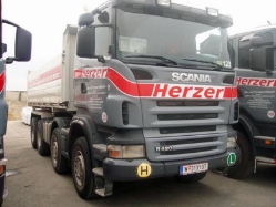 Herzer-310111-024