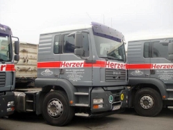 Herzer-310111-030