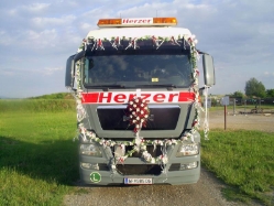 Herzer-310111-089