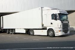 Scania-R-II-440-weiss-240311-02