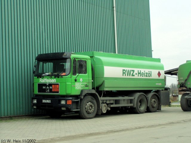 MAN-F90-26272-Tanker-RWZ-Geldern.jpg