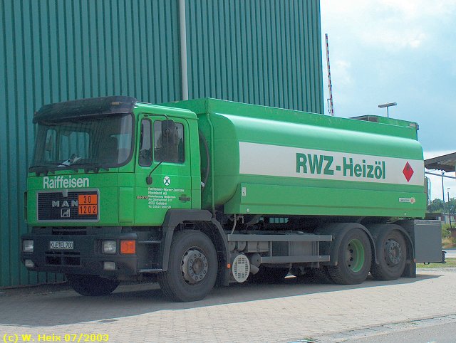MAN-F90-26272-Tanker-RWZ.jpg