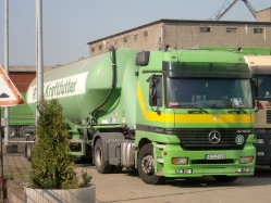 MB-Actros-1843-RWZ-DS-030110-01