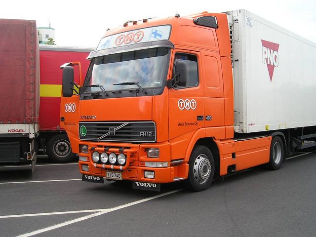 Volvo-FH12-420-TNT-Reck-200704-1-FIN.jpg - Marco Reck