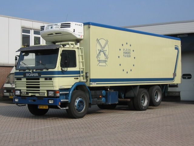 Scania-93-M-250-Bocken-210705-01-NL.jpg