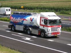 Scania-124-L-400-Valvoline-Bocken-200906-01-NL