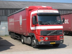 Volvo-FH12-380-Middelkoop-Bocken-250705-01-NL
