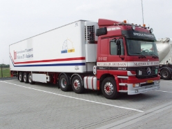 MB-Actros-2543-Maters-Holz-240807-02-NL