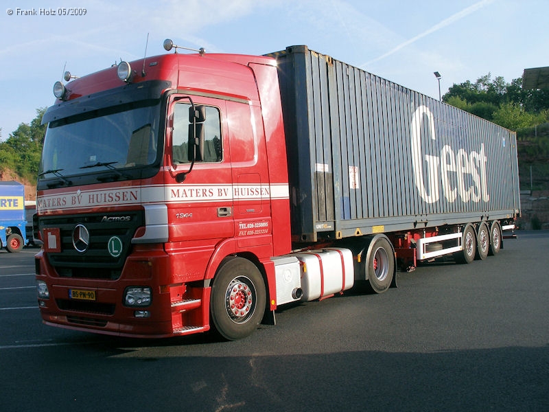 NL-MB-Actros-MP2-1844-Maters-Holz-250609-01.jpg