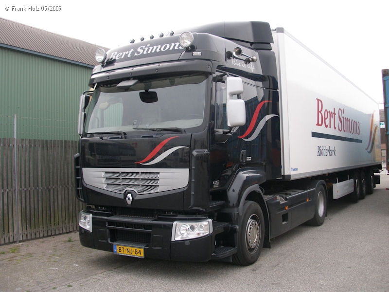 NL-Renault-Premium-Route-450-Simons-Holz-010709-01.jpg