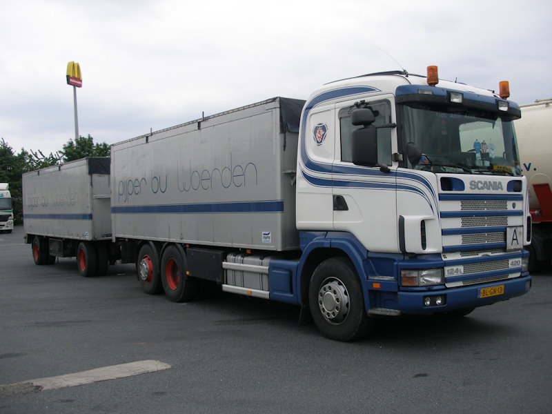 NL-Scania-124-L-420-Pijper-Holz-020608-01.jpg