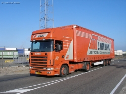 NL-Scania-124-L-400-Heebink-Holz-020709-01