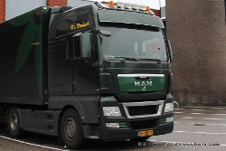 NL-Aalsmeer-131012-033