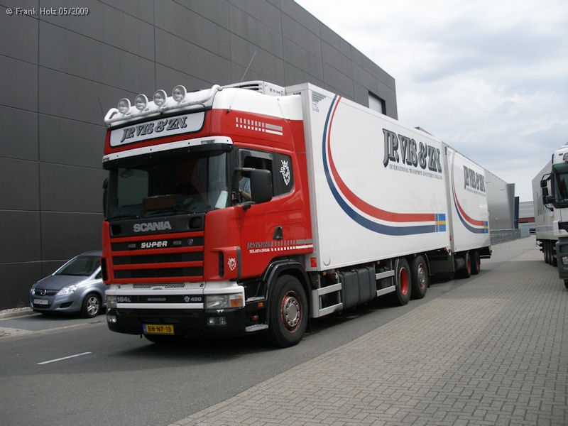 NL-Scania-164-L-480-Vis-Holz-010709-02.jpg