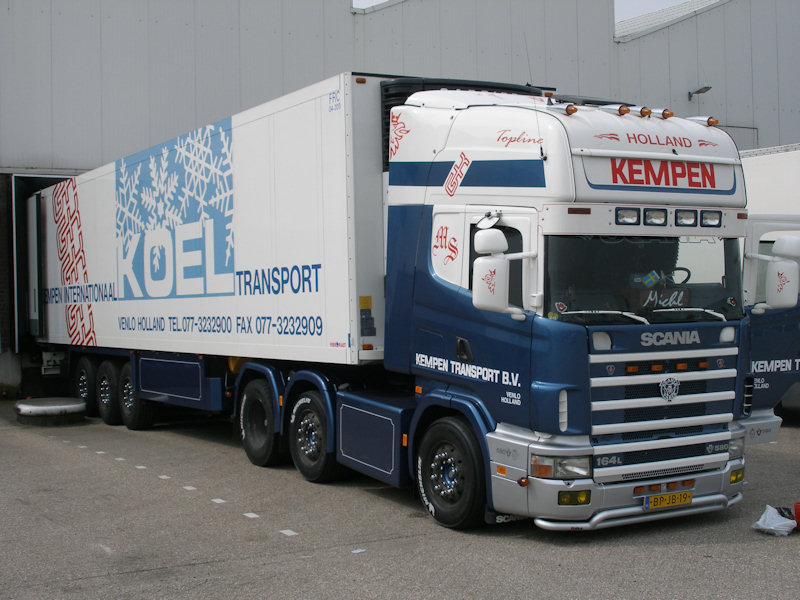 NL-Scania-164-L-580-Kempen-Holz-040608-03.jpg