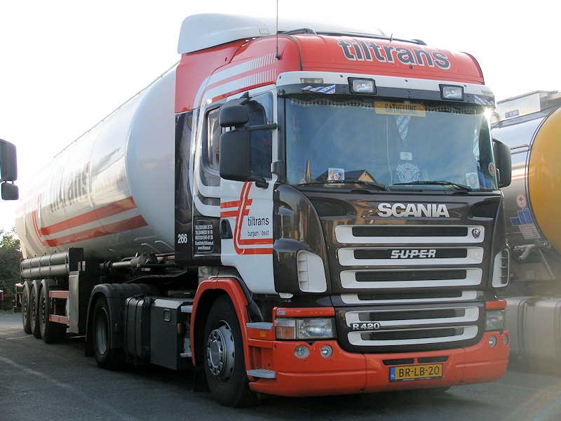 NL-Scania-R-420-Tiltrans-Holz-040209-01.jpg