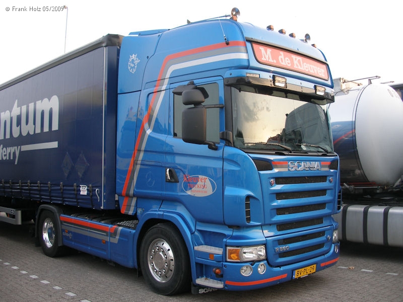 NL-Scania-R-560-de-Kleuver-Holz-010709-01.jpg
