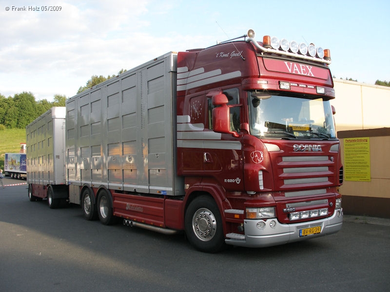 NL-Scania-R-620-Vaex-Holz-250609-01.jpg