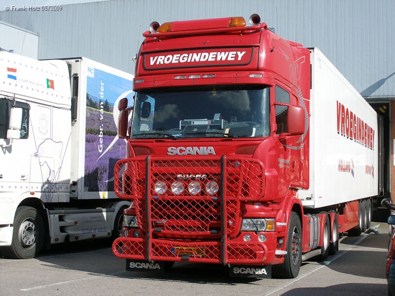 NL-Scania-R-rot-Holz-030709-01.jpg
