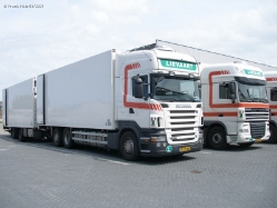 NL-Scania-R-500-Lievaart-Holz-020709-02