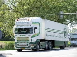 NL-Scania-R-500-vdHoeven-Holz-030709-01