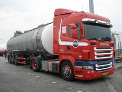 NL-Scania-R-Dekker-Holz-030608-01