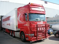 NL-Scania-R-rot-Holz-030709-03