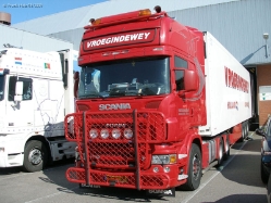 NL-Scania-R-rot-Holz-030709-04