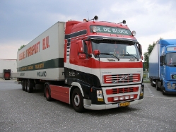 NL-Volvo-FH12-de-Block-Holz-020608-01
