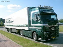 NL-Volvo-FH16-II-660-Touwerse-Holz-030709-02