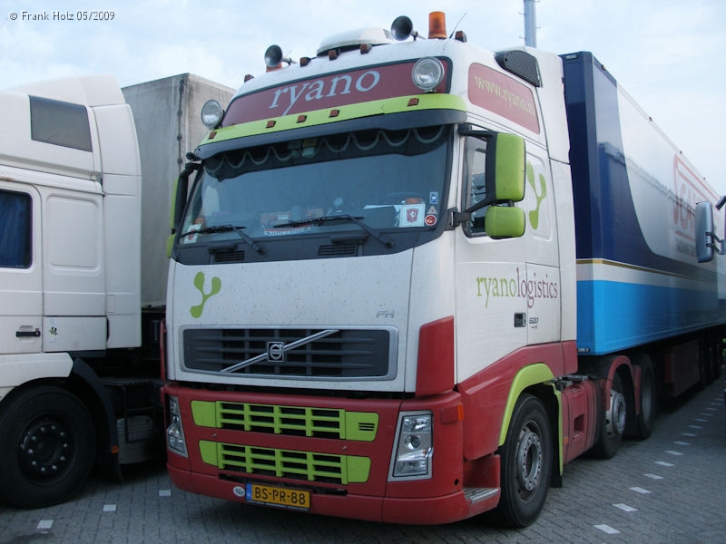 NL-Volvo-FH-520-Ryano-Holz-300609-01.jpg