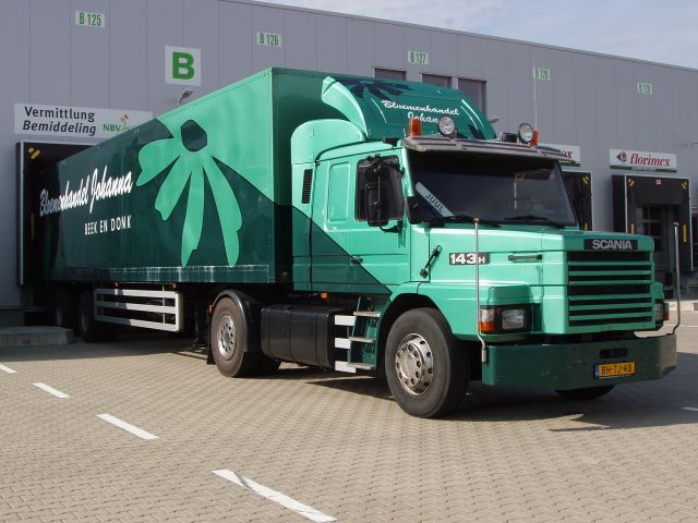 Scania-143-H-Holz-090805-01-NL.jpg