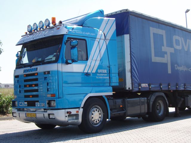 Scania-143-M-500-Over-Holz-120805-01-NL.jpg