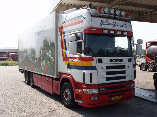 Scania-164-L-480-Corneth-Holz-090805-01-NL.jpg
