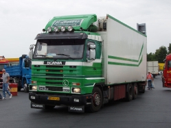 Scania-143-M-500-gruen-Holz-080607-01-NL