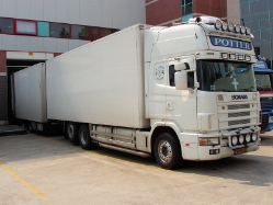 Scania-164-L-580-Potter-Holz-310807-02-NL