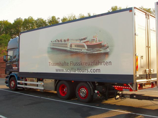 Scania-R-500-Hoek-Holz-170605-04-NL.jpg