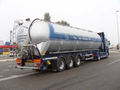 Scania-R-420-van-Bentum-Holz-310807-02-NL