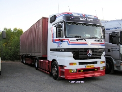MB-Actros-1840-weiss-Koster-140507-01-NL