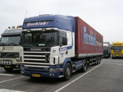 Scania-124-L-420-Hoebink-Koster-071106-01-NL