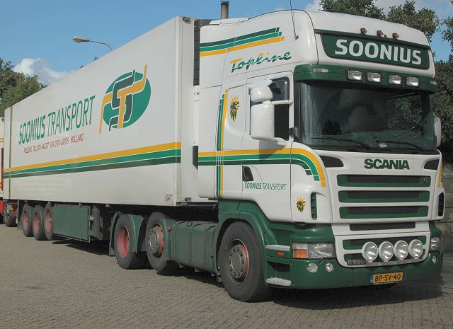 Scania-R-580-Soonius-Schiffner-270306-02-NL.jpg