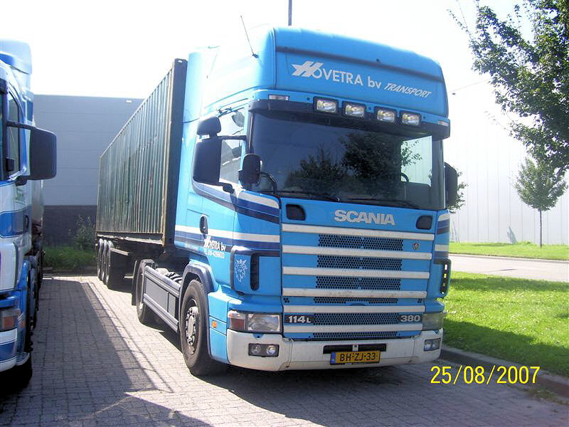 NL-Scania-114-L-380-Hovetra-vdSchaaf-270208-01.jpg