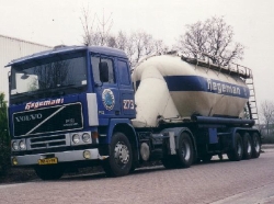 NL-Volvo-F12-Hegeman-vdSchaaf-270208-01