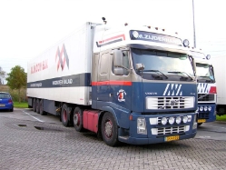 NL-Volvo-FH12-Mooy-vdSchaaf-050408-01