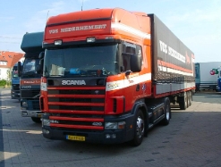 Scania-124-L-420-PLSZ-VOS-Neder-(Willann)-280104-NL