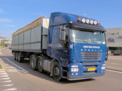 Iveco-Stralis-AS-440S48-ERS-Rouwet-111106-01-NL