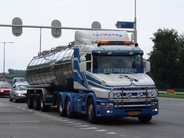 Scania-4er-TASZ-Kelderhuis-Dijkstra-060204-1-NL.jpg - K. Dijkstra