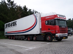 Scania-164-L-480-Vis-Iden-130907-02-NL